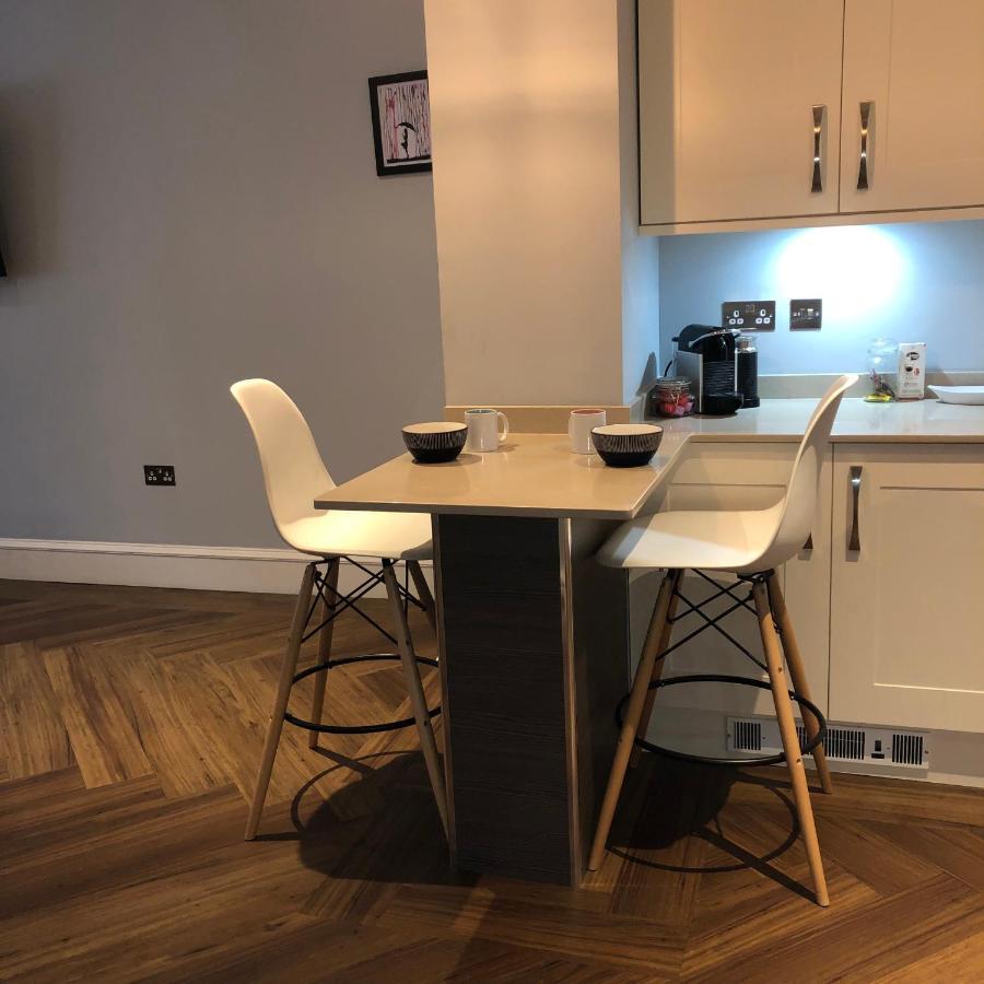 Stylish 2 Bedroom Apartment In Park Circus, West End Glasgow Extérieur photo